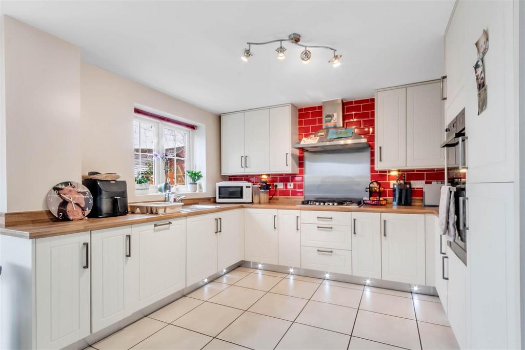Kitchen.jpg