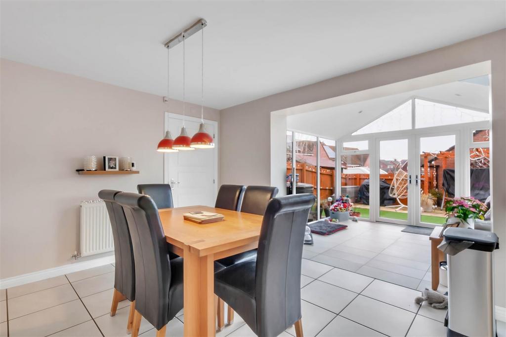 Dining Room.jpg