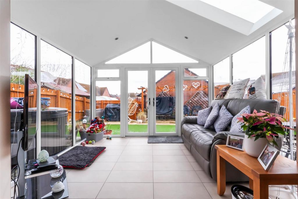 Sun Room 2.jpg