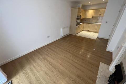 2 bedroom apartment to rent, Wheeldon Manor, Derby DE22