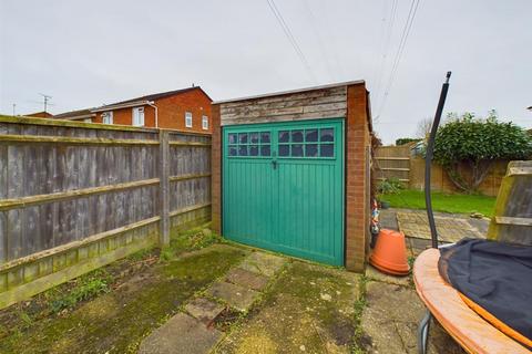 1 Constable Place, Aylesbury, HP19 8NQ