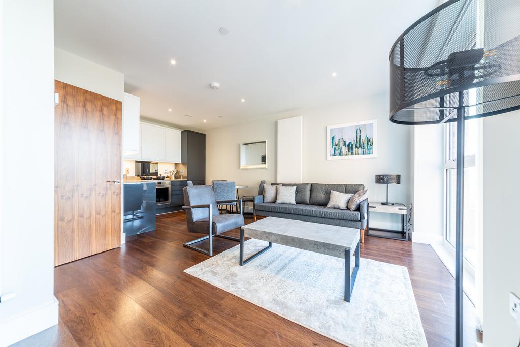 Samuelson House Merrick Road Merrick Road, Southall UB2 1 bed apartment - £1,700 pcm (£392 pw)