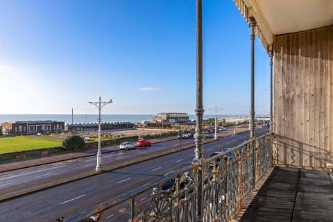 1 bedroom apartment for sale, Kingsway, Hove