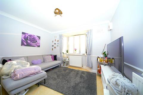 1 bedroom flat to rent, Lydford Road, Willesden, NW2