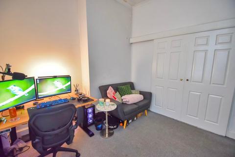 1 bedroom flat for sale, Bower Street, Maidstone, ME16