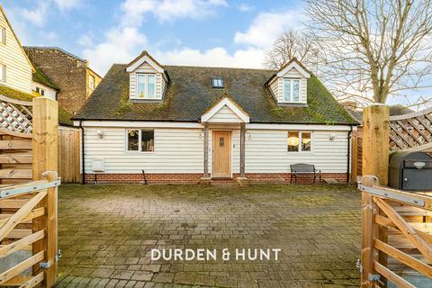 2 bedroom detached house for sale, High Street, Ongar, CM5