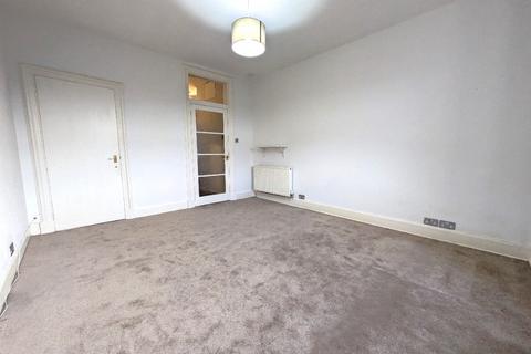 1 bedroom flat to rent, Rossie Place, Easter Road, Edinburgh, EH7