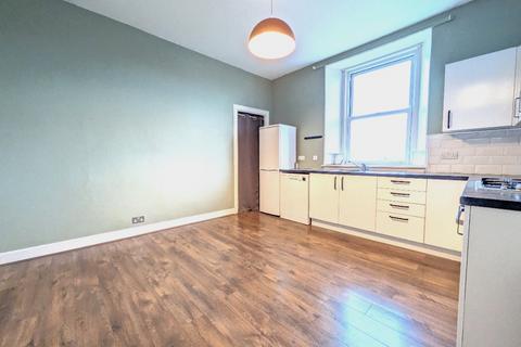 1 bedroom flat to rent, Rossie Place, Easter Road, Edinburgh, EH7