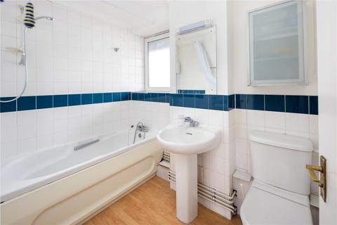 3 bedroom flat to rent, Chater House, Roman Road, Bethnal Green, London, E2