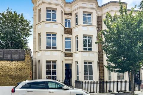 Studio to rent, Curwen Road, London, W12