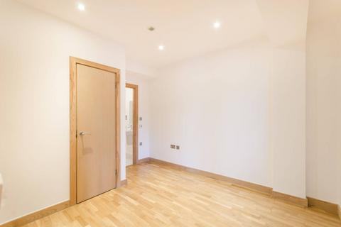 2 bedroom flat for sale, Banister Road, Kensal Rise, London, W10