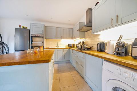 3 bedroom semi-detached house for sale, Braeside, Beckenham