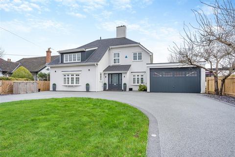 4 bedroom detached house for sale, Stunning family living in the heart of Upper Clevedon