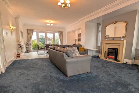 5 bedroom detached house for sale, Clifton Drive North, Lytham St Annes