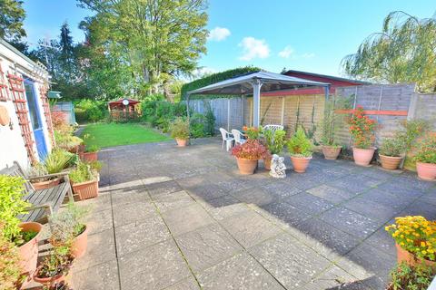 3 bedroom detached bungalow for sale, Mayfield Close, Ferndown, BH22