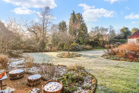 2 bedroom bungalow for sale, Perrymans Lane, High Hurstwood, Uckfield, East Sussex, TN22