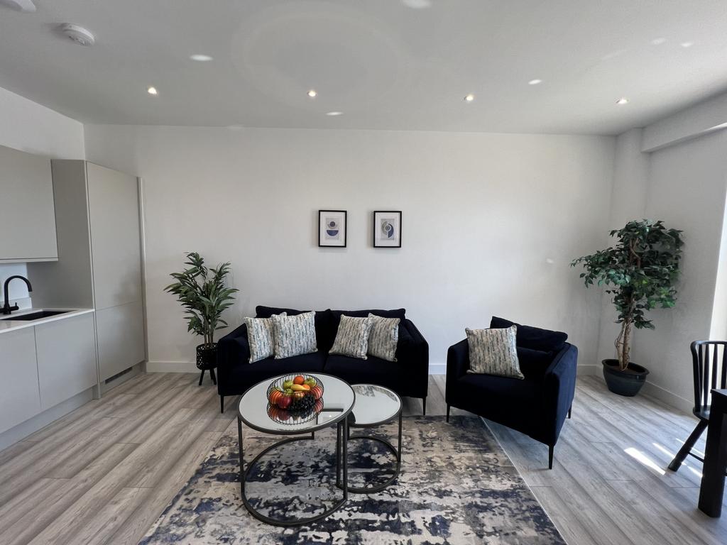 VIEW NOW Flat 1 Alice Court High Street, Edgware,