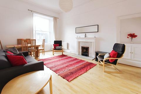 2 bedroom flat to rent, Abercromby Place, Edinburgh EH3