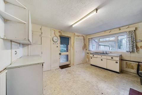 3 bedroom bungalow for sale, The Green, Ellisfield, Basingstoke, Hampshire, RG25