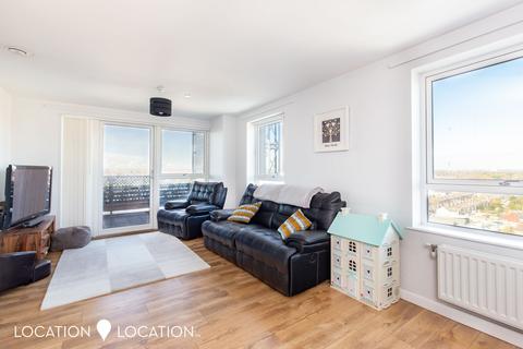 2 bedroom flat to rent, Cannon Road, London, N17