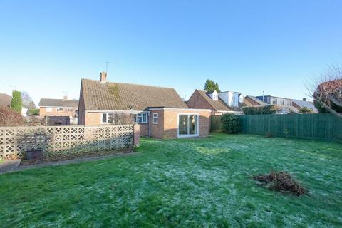 2 bedroom detached bungalow for sale, St Marys Road, Adderbury