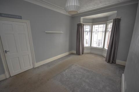 2 bedroom flat for sale, Clifton Terrace, South Shields