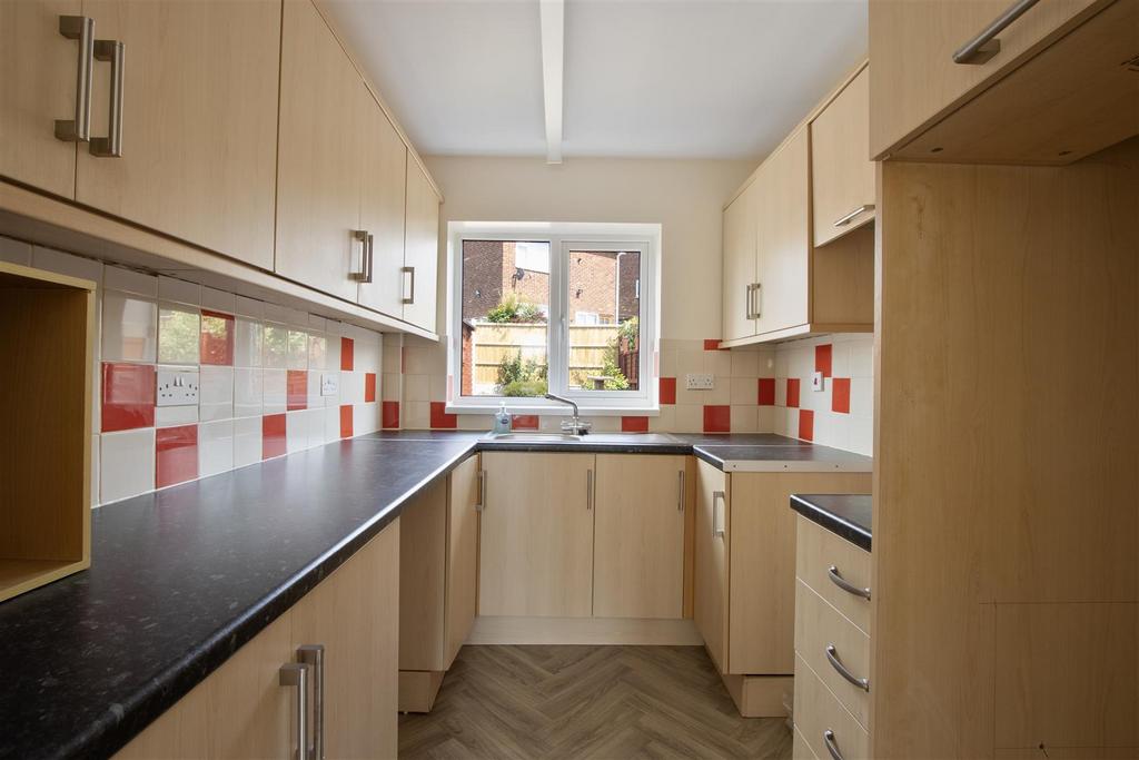 Kitchen .jpg