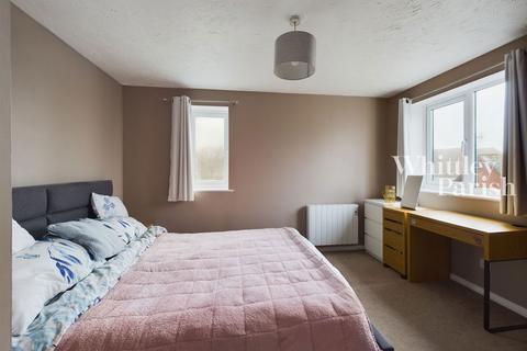 24 Ellison Close, Attleborough, NR17 1QT
