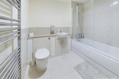 2 bedroom apartment for sale, Birkin Court, Welwyn Garden City AL7