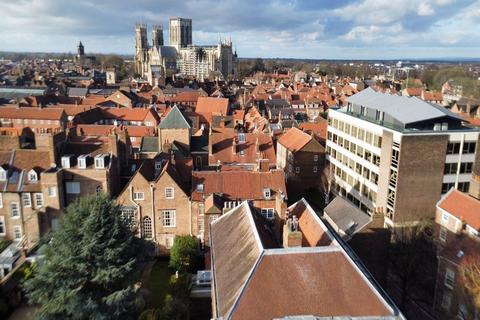 2 bedroom flat for sale, Biba House, St. Saviours Place, York, YO1 7