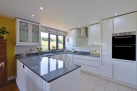 12 Chute Lane, Gorran Haven, St Austell, PL26 6NU