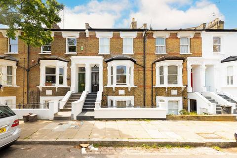 2 bedroom flat to rent, Corinne Road, London N19