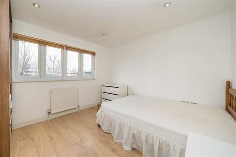 3 bedroom terraced house for sale, Hainton Close, London E1