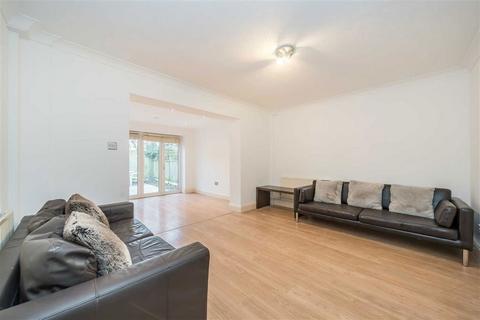 3 bedroom terraced house for sale, Hainton Close, London E1