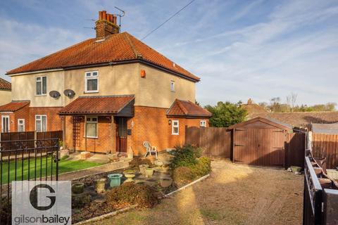 2 bedroom semi-detached house for sale, Buckenham Road, Norwich NR13