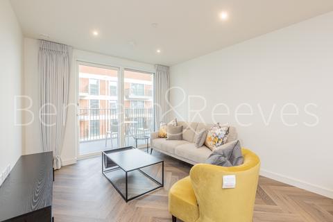 2 bedroom apartment to rent, Bower House, Silkstream NW9