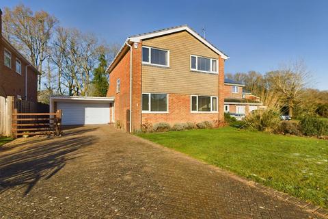 4 bedroom detached house for sale, Dukes Ride, Silchester, RG7