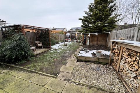 67 Ferrybridge Road, Pontefract, WF8 2PQ