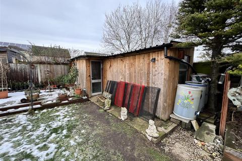 67 Ferrybridge Road, Pontefract, WF8 2PQ