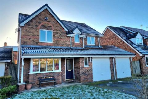 4 bedroom detached house for sale, Hall Gardens, Rawcliffe, Goole