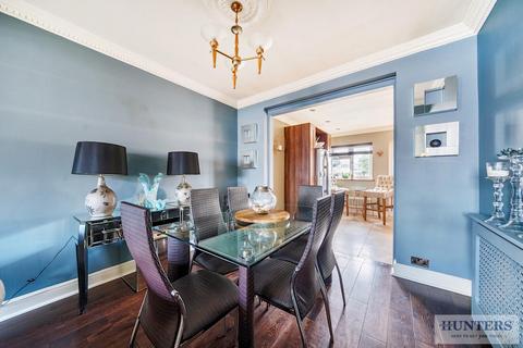 30 Dalmeny Road, Erith, DA8 1JX