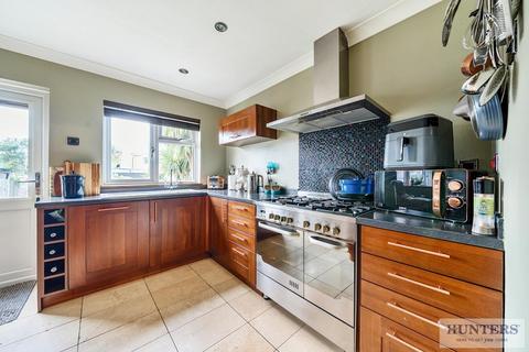30 Dalmeny Road, Erith, DA8 1JX
