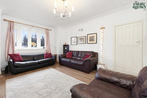 29 Larkshall Road, London, E4 7HS