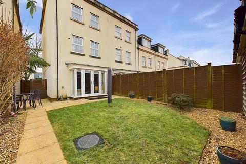 22 Hazel Way, Brockworth, Gloucester, GL3 4GD