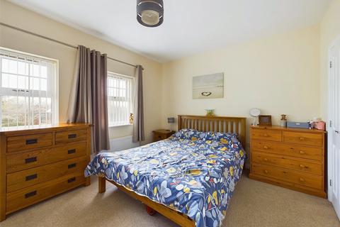 22 Hazel Way, Brockworth, Gloucester, GL3 4GD