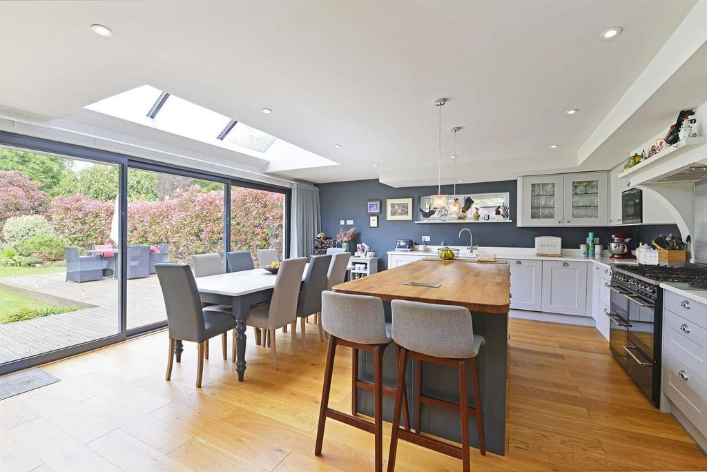 Ph30 5061265-1920.jpg