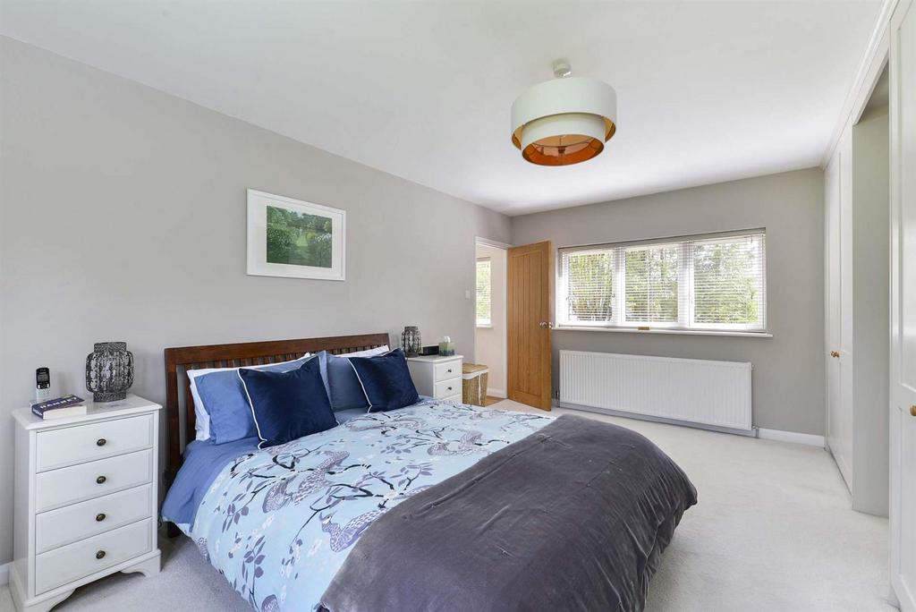 Ph5 5061240-1920.jpg