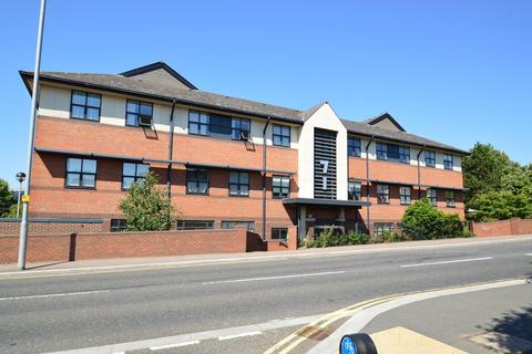 2 bedroom flat for sale, Great North Road, Hatfield AL9