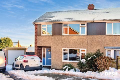 3 bedroom semi-detached house for sale, Highfield Close, Gildersome, Leeds