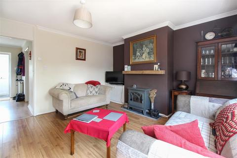 4 bedroom end of terrace house for sale, St. Edmunds Road, Haywards Heath